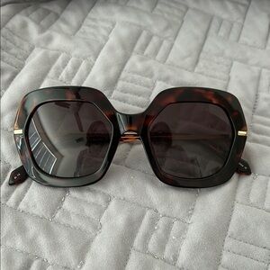 Lilly Pulitzer Tortoise Sunglasses